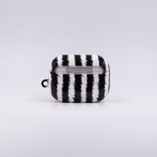 画像をギャラリービューアに読み込む, Zebra 23/24 Home AirPods Case
