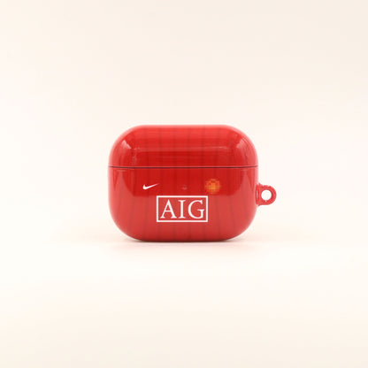 Man Red 07/09 Home AirPods Case