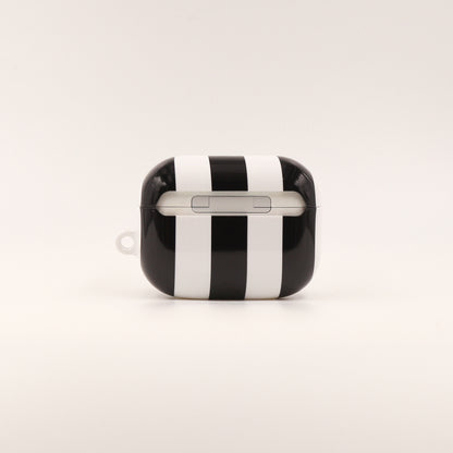 Newcastle 24/25 Home AirPods Case