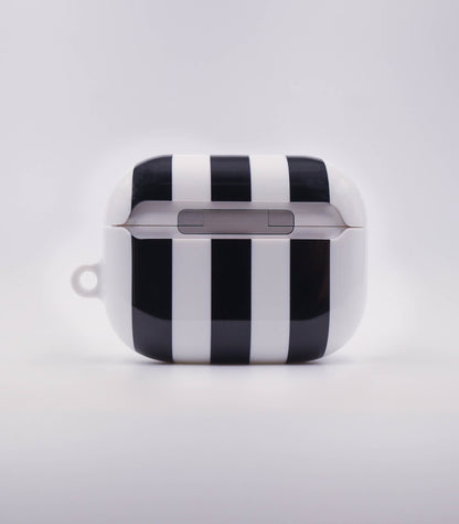 Newcastle 97/99 Home AirPods Case